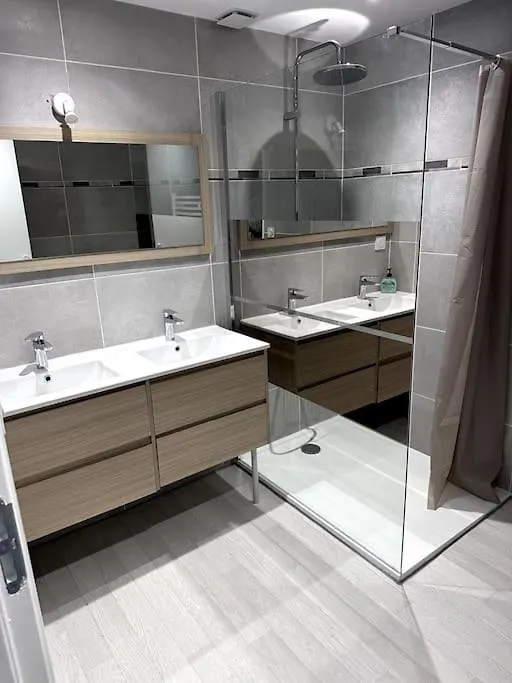 Appartement T4 En Hyper-Centre Bourgoin-Jallieu